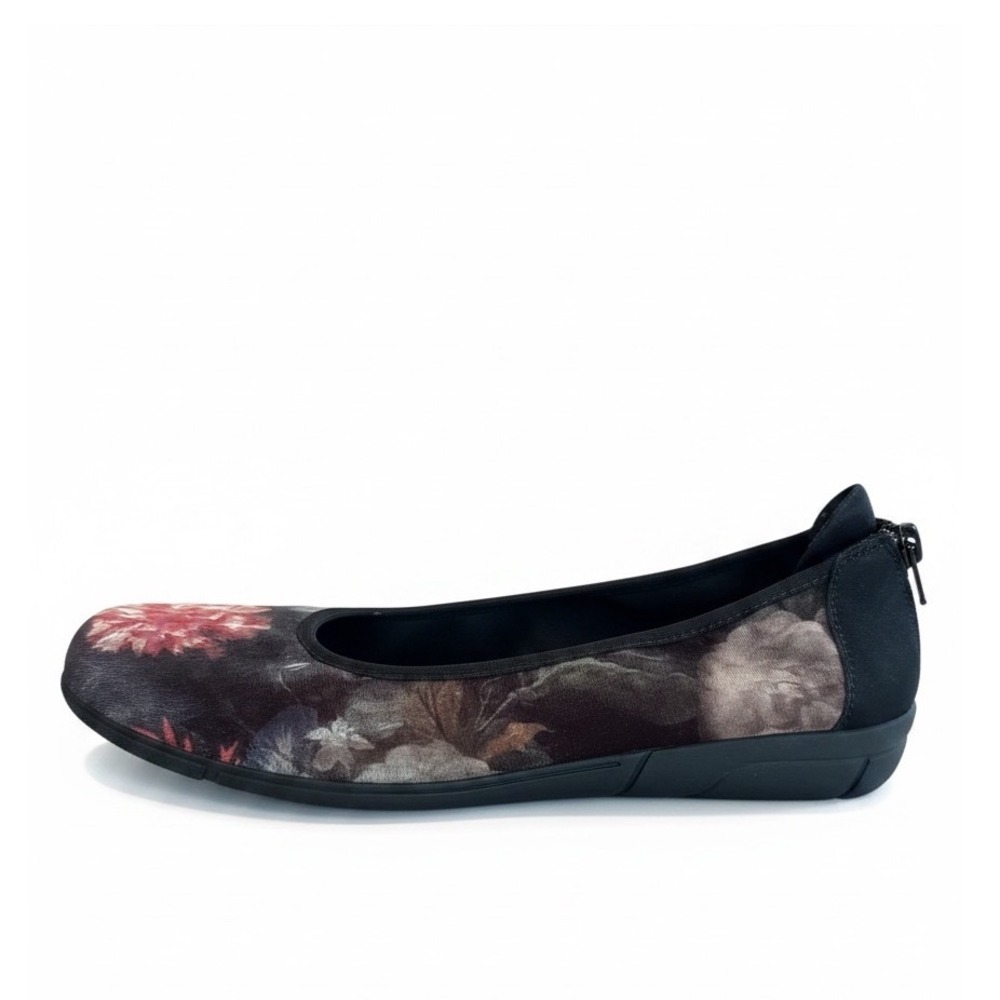 Sesto Meucci Ballet Flats 8M Black Floral Velvet Back Zip Italian Romantic